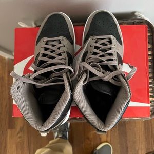 Nike Dunk High Moon Rock. Women’s 9. Men’s 7.5.